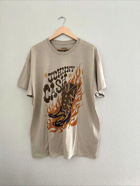 NWOT Johnny Cash Graphic Tee